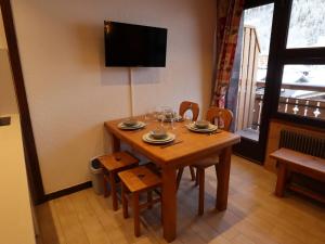 Studio cosy au cœur des Gets, pied des pistes, refait à neuf, idéal famille! - FR-1-623-53