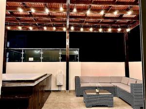 Magnificent Pent House wJacuzzi