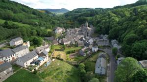 Appartements Basilic, 4 pers. Villa Saint Antoine, Orcival, Sancy Auvergne : photos des chambres
