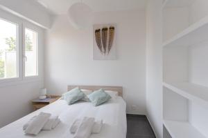Appartements Charming Furnished Apartment With A Balcony in A Quiet Area : photos des chambres