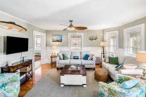 Gloucester Coastal Gem - Kettle Cove Village