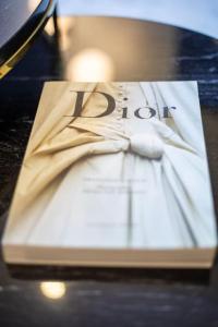 Montaigne Executive Suite