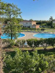 Appartements Appartement tout confort 2-4 pers 500 m de la plage avec piscine et wifi : photos des chambres