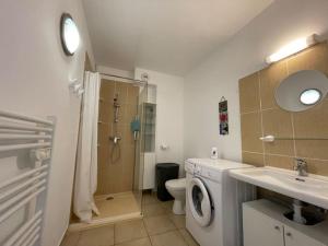 Appartements Appartement tout confort 2-4 pers 500 m de la plage avec piscine et wifi : photos des chambres