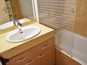 Studio au centre avec parking, 3ème étage, 4 pers - FR-1-464-151