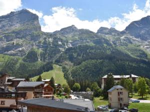 Studio au centre avec parking, 3ème étage, 4 pers - FR-1-464-151