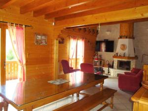 Chalet calme 8 pers., cheminée, parking privé - FR-1-464-39