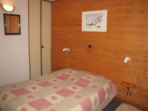 Appartements Appartement Pralognan-la-Vanoise, 3 pieces, 6 personnes - FR-1-464-49 : photos des chambres