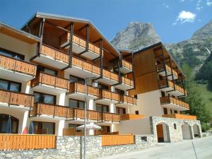 Appartements Appartement Pralognan-la-Vanoise, 2 pieces, 4 personnes - FR-1-464-92 : photos des chambres