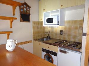 Appartements Charmant duplex lumineux avec parking couvert proche telepherique - FR-1-464-95 : photos des chambres