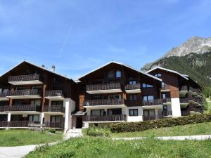 Appartements Appartement Pralognan-la-Vanoise, 3 pieces, 6 personnes - FR-1-464-119 : photos des chambres