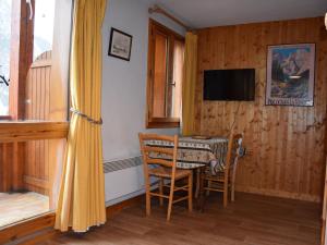 Studio cosy près des commerces, balcon sud - FR-1-464-122