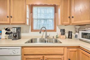 Pool Access and Fire Pit Ocean Pines Retreat!