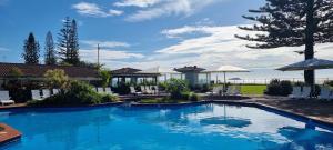 코프스 하버 Private Suite Nautilus Beach Front Resort 호텔 로비