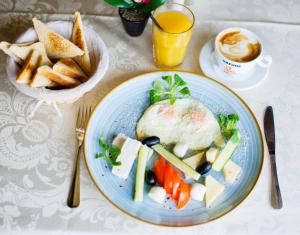 Cazare Plopii fara Sot