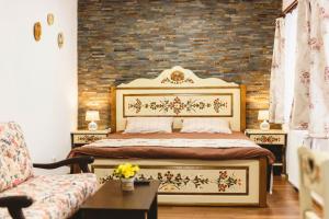 The Transylvanian Apartment - near Bridge ofLies