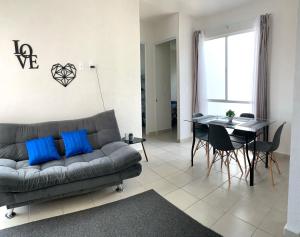 Departamento 2 habitaciones vista a la alberca Sky by EITA