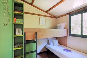 Campings Domaine du Coq Rouge - Camping naturiste - **** : photos des chambres