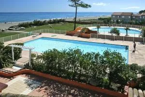 apartment near the sea, Borgo-Plage - 博尔戈