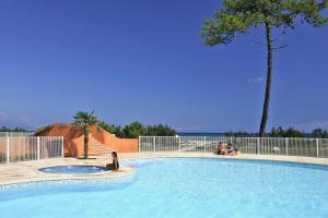 Appartements Res Cala Bianca, Borgo-Plage, apartment near the sea : photos des chambres