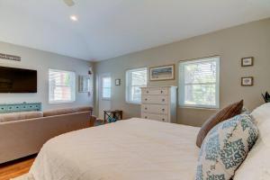 Beautiful Studio in Downtown Dunedin!