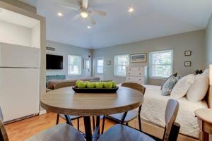 Beautiful Studio in Downtown Dunedin!