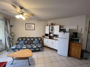 Appartements Charmant T2 Cabine en Centre-Ville, 6 Pers., 200m de la Plage - Animaux -10kg OK - FR-1-701-47 : photos des chambres