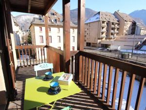 Luchon T3 balcon sud, parking, petits animaux admis - FR-1-313-220