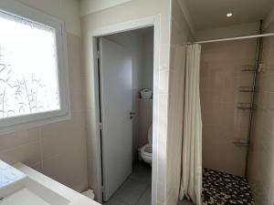 Studio Centre-Ville à 150m de la Plage, 4 Pers., Mezzanine, Cuisine Équipée, Proche Commerces - FR-1-701-51