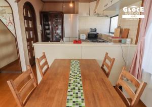 GLOCE 養老 西小倉ハウス 1 l 広々とした一軒家を貸切 l 無料駐車場有 l 中長期向け