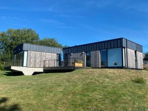 Maisons de vacances Maison plain-pied a Pleumeur-Bodou avec WIFI, jardin et terrasse - FR-1-368-306 : photos des chambres