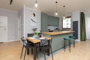 Bemowo Górczewska Apartment by Noclegi Renters