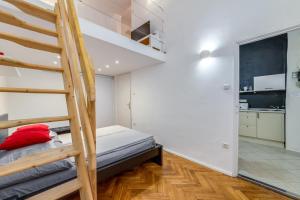 Little Cola apartment in Dohány street with AC