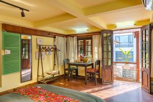 Hanoi Retro 80S Homestay