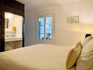 Bungalow with large terrace in a quiet park - beach nearby