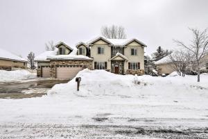 Utah Abode - Deck, Arcade Games and Near Skiing
