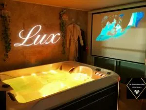Lux, chambre spa privatif Valenciennes - Quérénaing