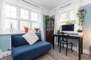 Sleeps 8, off-road parking for 3 cars, pet friendly, welcome hamper