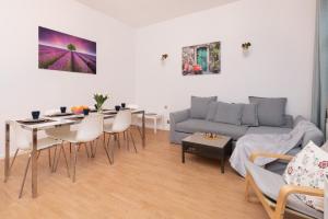 90m2 Apartament 400m to the Beach Sopot by Renters