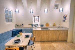 Stylish & traditional 1 bedroom apartment DDEM1-1