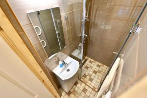 Cute Gallery Flat in Király Street