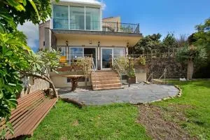 Carmelo y Carmela 4 - Santidad