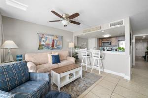 Laguna Reef #213 - Four Point Lighthouse