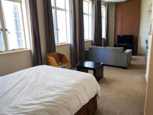 Mapungubwe Hotel Apartments Marshalltown