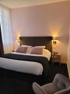 Hotels Hostellerie Du Chapeau Rouge : photos des chambres