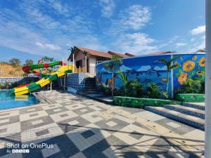 Shrubbery Palms Resort