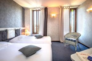 Hotels Logis Hotel Restaurant Gilles Moreau Laguiole : photos des chambres