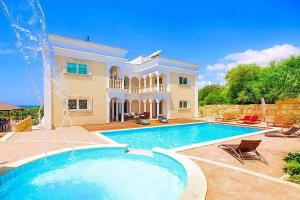 Mansion View
