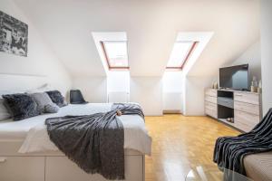 Yeshello Central Station