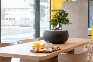 B&B HOTELS Bourg-en-Bresse Viriat : photos des chambres